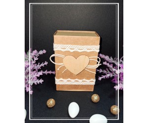 Μπομπονιέρα γάμου χάρτινο κουτί με καρδιά